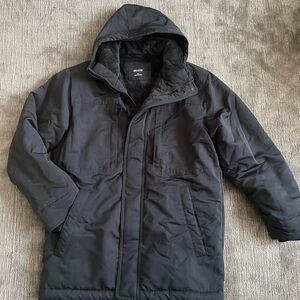 Hollister Men's Black Hooded Puffer Jacket